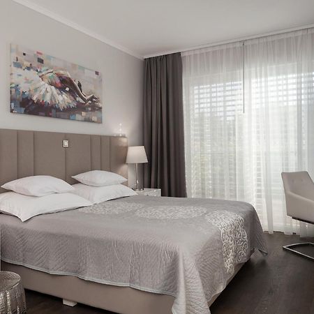 Luxury Rooms Vila Carissa Малинска Экстерьер фото